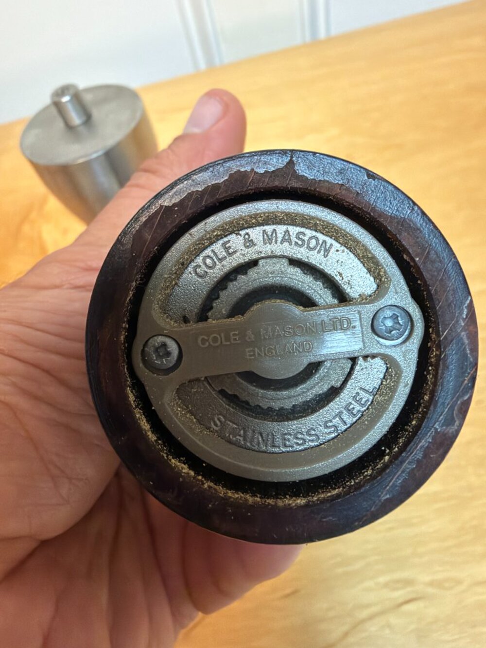 Cole & Mason Cherry Wood/Stainless Steel Salt & Pepper Grinder In Good Shape! - Picture 4 of 5